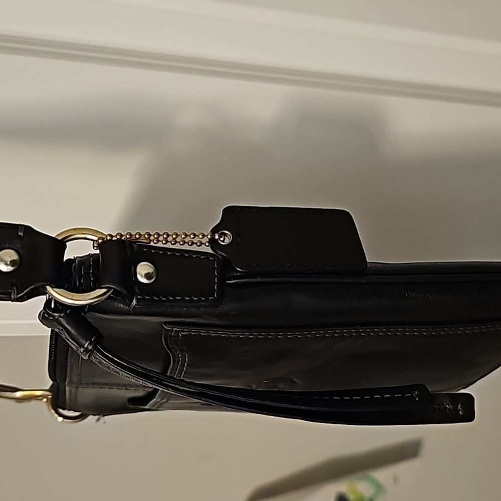 Coach crossbody purse - Picture 2 of 8